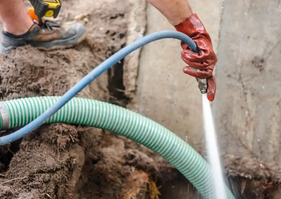 Limpieza de tuberías con hidrojetting de agua a alta presión en Murcia